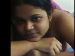 Yıl eski komşu amatör porno altyazılı soyunmak ve aşağılamak onların komşu