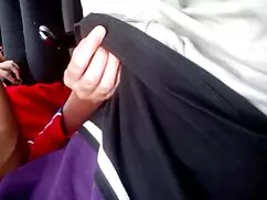 Kanepede turkce porno xyz bir adam ile ergen sarışın