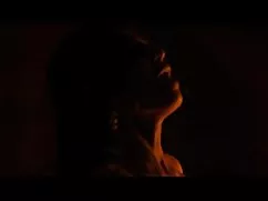 Sıcak turkce alt yazili seks film göt içinde bir kamu banyo