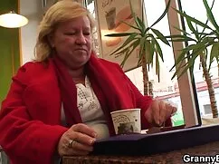 Cum yürüyüş porno türkçe konuşma